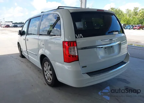 2015 Chrysler Town & Country Touring from USA, damaged, VIN 2C4RC1BG7FR552219